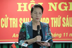 Cử tri kiến nghị đừng để “luật pháp trên trời mà cuộc đời dưới đất”