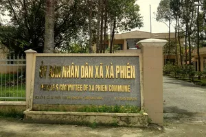 Cách chức bí thư xã quan hệ bất chính với cấp dưới