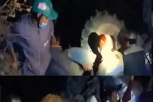 Lật máy cày khi “đi bão”, một bé gái tử vong, nhiều người bị thương