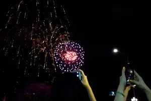 Nhiều tỉnh thành ĐBSCL dừng bắn pháo hoa