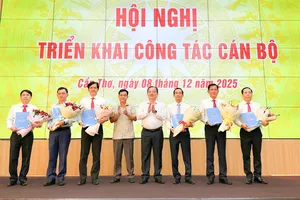 TP Cần Thơ bổ nhiệm lãnh đạo sở, ngành, đơn vị trực thuộc