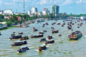 Cần Thơ: Khai thác lợi thế để phát triển du lịch đường sông