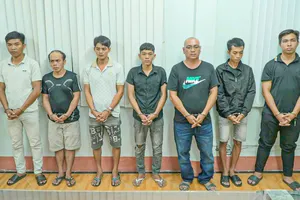 Cần Thơ: Bắt nhóm người “tổ chức sinh nhật như đám tang”