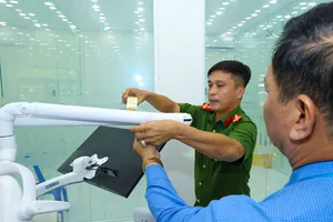 Cơ sở Nha khoa Tuệ Minh ở phường Long Mỹ (Cần Thơ) hoạt động không phép, nhân viên không có chứng chỉ hành nghề