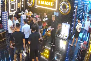 Cần Thơ: Ẩu đả trong quán karaoke, 1 người tử vong