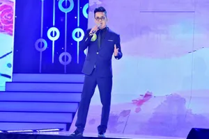 “Hot boy U60” tranh quán quân Tiếng hát mãi xanh 2017