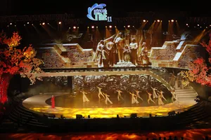 Hàng ngàn khán giả hòa nhịp cùng Khát vọng trẻ