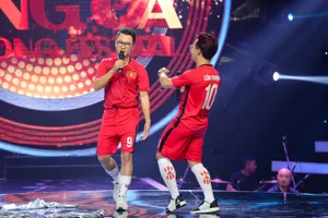 Ca sĩ Hoàng Bách đánh giá gì về ứng viên đua tranh ngôi vị Quả bóng Vàng 2017?