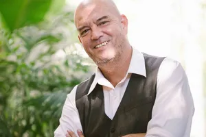 Đạo diễn “Cú và chim se sẻ” đột ngột qua đời 