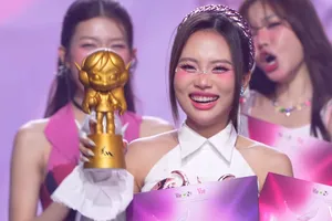 Phương Mỹ Chi là quán quân Em xinh “say hi”