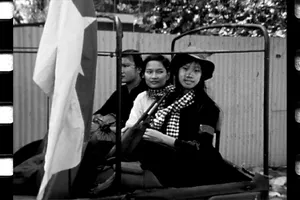 Hình ảnh tư liệu quý xuất hiện trong bộ phim.