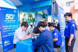 Phường An Phú (TPHCM): Đến tận nhà trang bị kỹ năng số cho người dân 