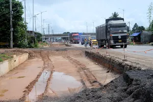 Dự án cải tạo, nâng cấp quốc lộ 14B thi công ì ạch, rào chắn sơ sài