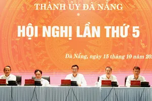 Đà Nẵng quyết tâm cán đích tăng trưởng trên 11%