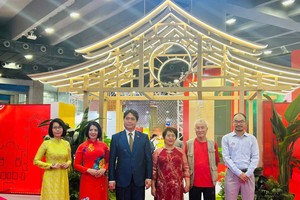 阮丽芝译者继续向中国推介越南作家