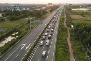 各地方为胡志明市-隆城高速公路扩建项目纾困解难。