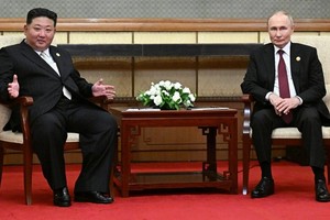 9月3日，俄罗斯总统普京与朝鲜劳动党总书记金正恩在北京举行会谈。