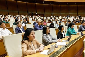 完善适应两级地方政府体制的司法活动相关规定