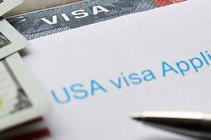 不到一年 美国政府吊销8万份非移民签证。图：互联网