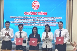 胡志明市领导聆听年轻科学家建言献策