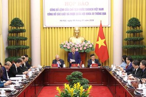 国家主席令发布的新闻发布会。图：越通社