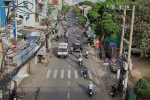 胡志明市要求加快宗室说街扩建工程进度。