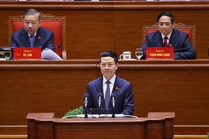 党中央委员、党组书记、科技部长阮孟雄发言。图：越通社