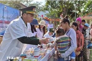 从决议到实践：人民是越南各项决策的主体。图：越通社