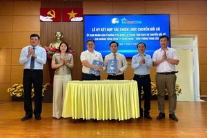 富定坊人委会举行数字化转型战略合作签署仪式，并启动数字平台发展模型。