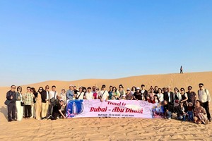 旅游企业通宵协助滞留迪拜的越南游客回国。