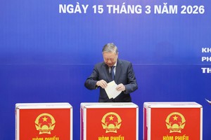 党中央总书记苏林参加了第十六届国会代表以及2026-2031年任期各级人民议会代表选举投票。图：光福