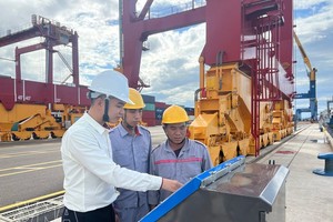 朱莱港船只靠泊监测系统安装并投入使用。图：越通社