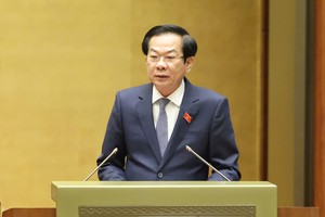 4月20日上午，内务部部长杜清平报告了关于成立中央直辖同奈市的呈文。图：光福