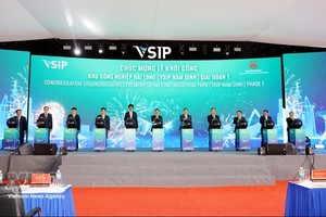 2026年2月6日，越新工业园区与城市发展股份公司举行海龙工业园（VSIP南定）一期基础设施投资建设与经营项目开工仪式。图：越通社