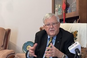 澳大利亚新南威尔士大学澳大利亚国防学院教授卡尔·塞耶。图：越通社
