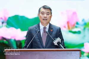 黎明兴总理在中央军委和国防部召开的全军军政会议上发表讲话。图：越通社