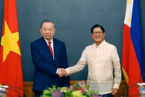 2026年6月1日，越南共产党中央总书记、国家主席苏林与菲律宾总统费迪南德·罗穆亚尔德斯·马科斯举行国工作会谈。图：越通社