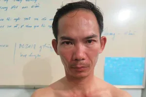 Đối tượng Cường bị tạm giữ tại trụ sở công an