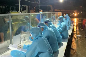 Lâm Đồng: Sau khi vận chuyển hàng hóa về nơi lưu trú, lái xe vẫn phải xét nghiệm lại Covid-19