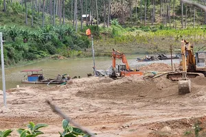 Sau phản ánh của Báo SGGP: Đình chỉ khai thác cát, thanh tra toàn diện khu vực liên quan 