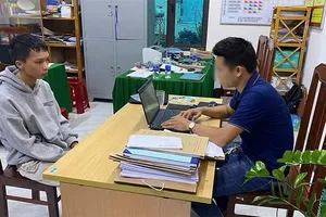 Lâm Đồng: Bắt đối tượng dùng mạng xã hội dụ dỗ, ép buộc nữ sinh vào mục đích khiêu dâm