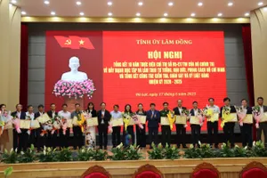 Lâm Đồng khen thưởng nhiều tập thể, cá nhân làm theo Bác