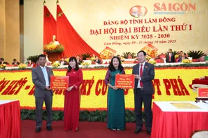 Đại hội đại biểu Đảng bộ tỉnh Lâm Đồng lần thứ I: Phát động ủng hộ đồng bào bị ảnh hưởng bão lũ