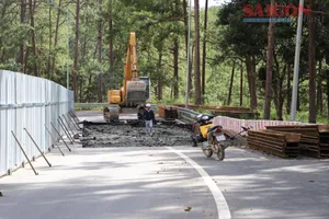 Xuất hiện thêm nhiều vị trí lún, nứt trên đèo Prenn