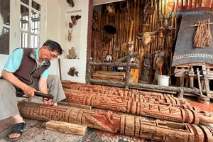 Thổi hồn ngựa gỗ Tây Nguyên