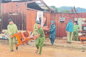 Lâm Đồng: Dông lốc làm hư hỏng nhiều căn nhà