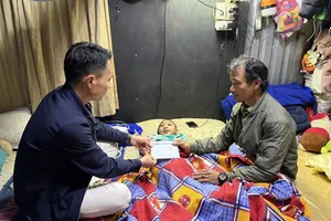 Báo SGGP trao tiền bạn đọc hỗ trợ cho hoàn cảnh khó khăn tại Đà Lạt