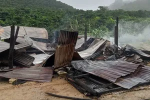 Lâm Đồng: Điều tra vụ cháy nhà làm 3 người trong gia đình tử vong