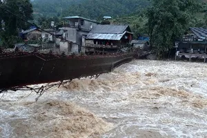 Bảo vệ các địa điểm thi an toàn dịp mưa lũ