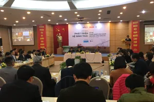 Diễn đàn hỗ trợ doanh nghiệp nông nghiệp công nghệ cao chiều 17-12. Ảnh: VĂN PHÚC